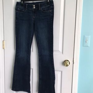 American Eagle Women’s Jeans size 2 regular